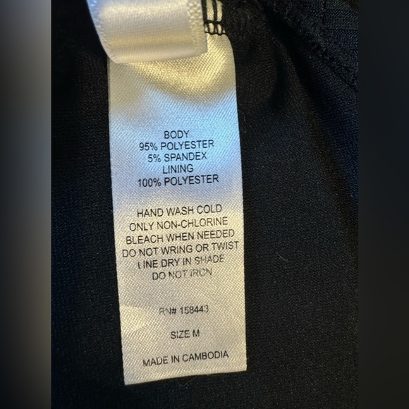 Hula Honey Black ribbed one piece‎ cutout swimsuit size medium - Picture 10 of 14